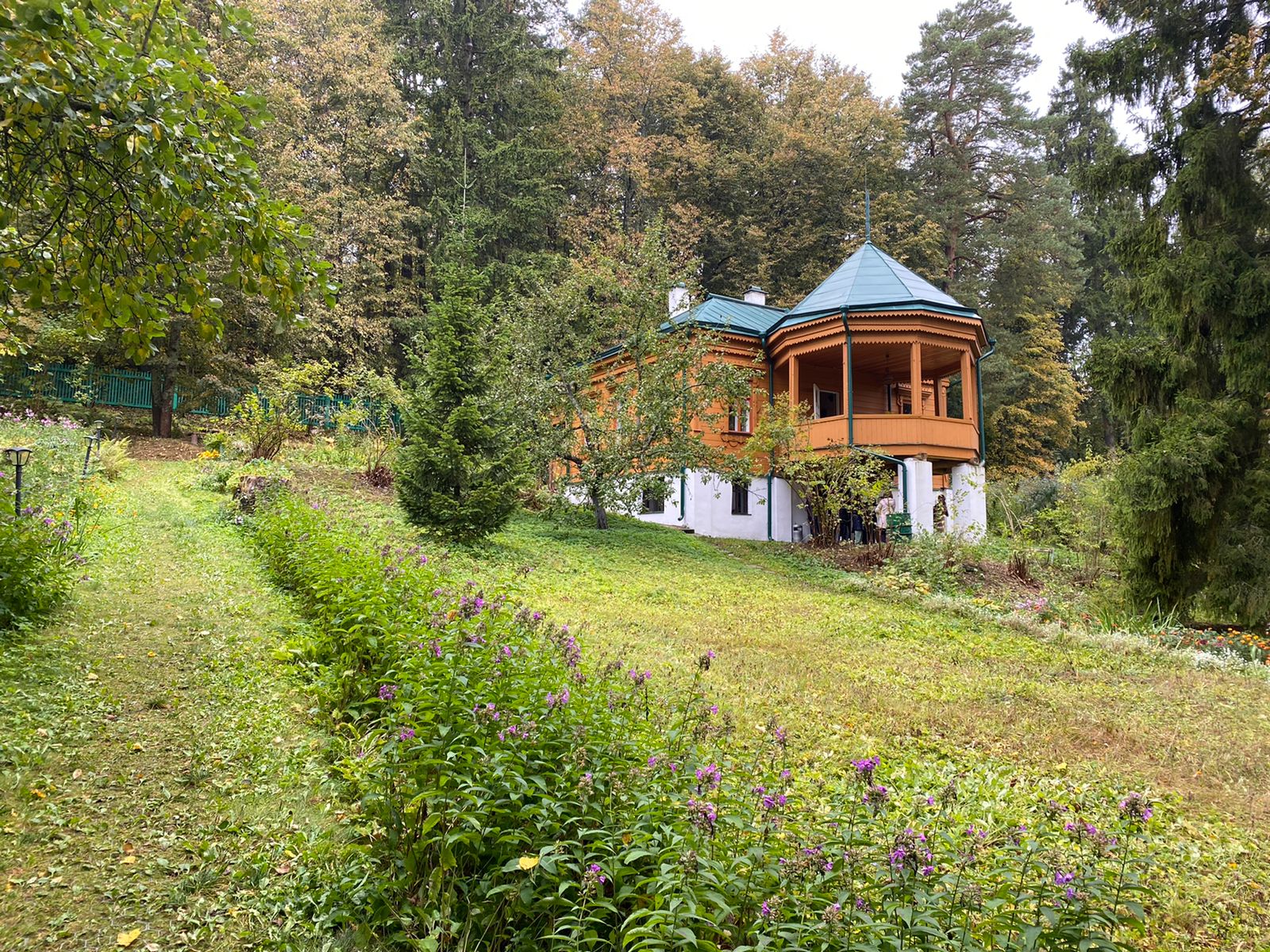 Экскурсии в школе
